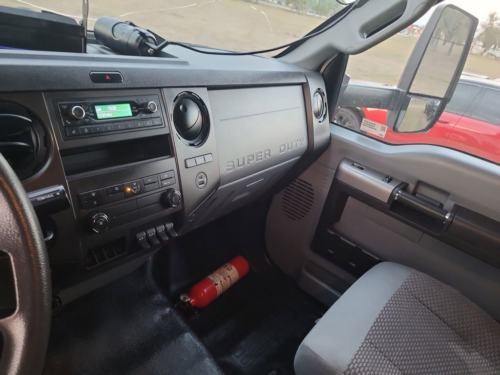 Used 2022 Ford F650 2WD Regular Cab Super Duty image 17