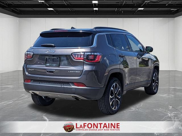 Used 2023 Jeep Compass Limited AWD/4WD image 5