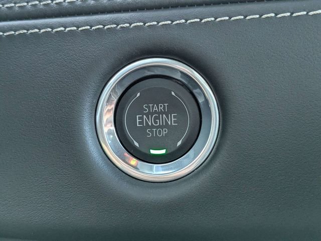 Certified 2025 Cadillac Escalade ESV Sport Platinum AWD/4WD image 34