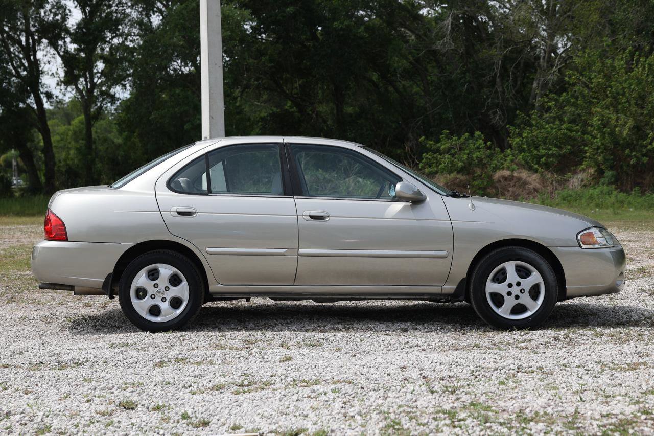 Used 2004 Nissan Sentra S FWD image 13