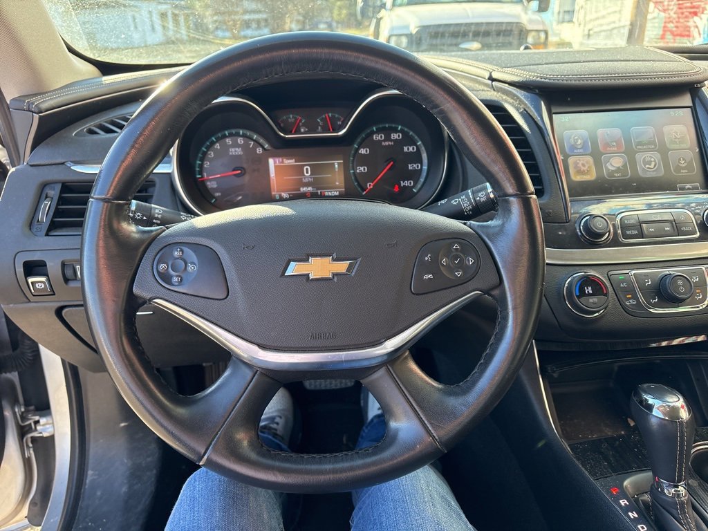 Used 2019 Chevrolet Impala LT image 13