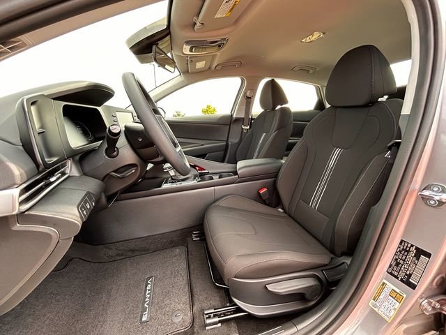 New 2025 Hyundai Elantra Blue image 20