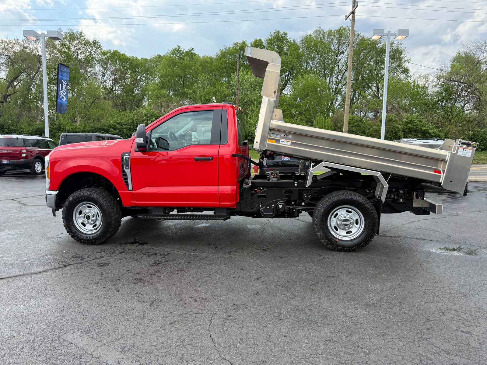 New 2025 Ford F350 XL w/ XL Off-Road Package image 8