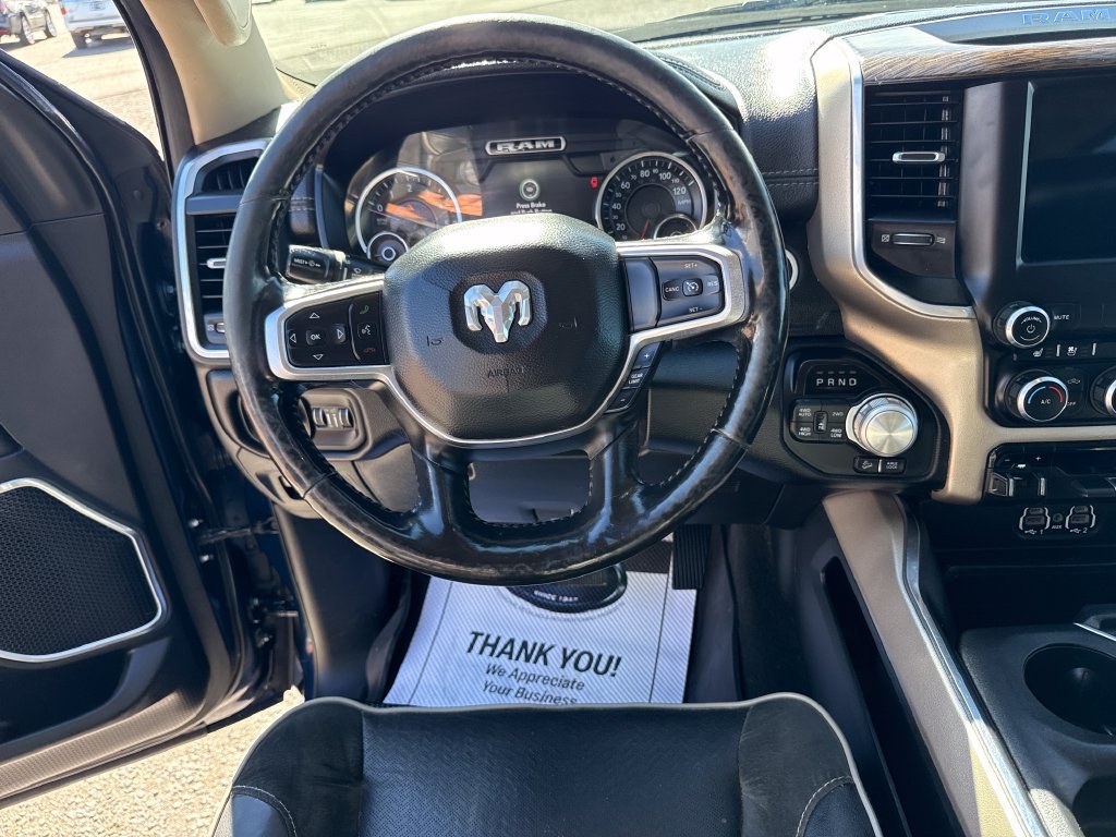 Used 2019 RAM 1500 Laramie w/ Off Road Group AWD/4WD image 17