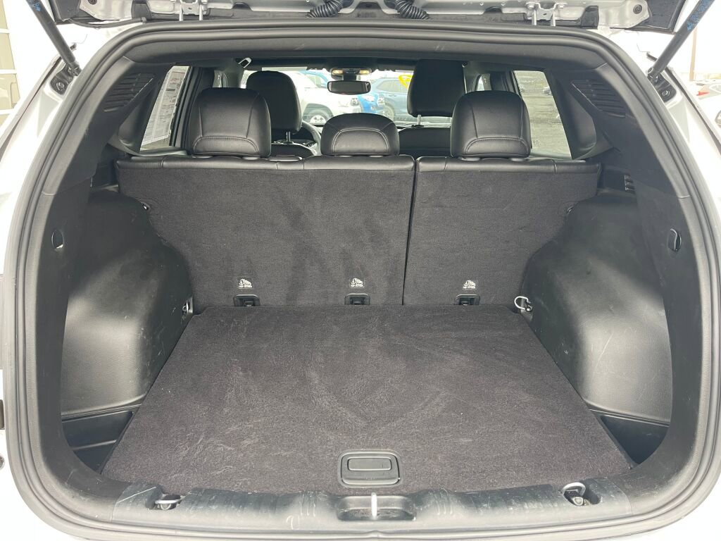 Used 2024 Jeep Compass Latitude image 22