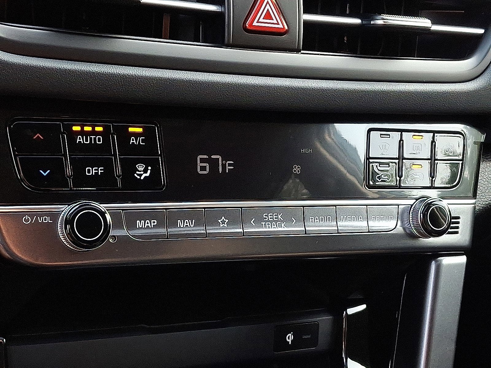 New 2026 Kia Seltos SX w/ SX Sunroof Package image 11