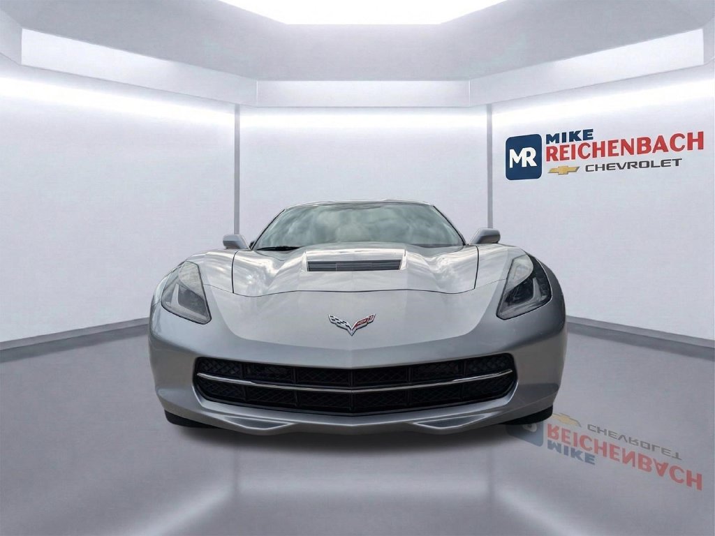 Used 2018 Chevrolet Corvette Stingray Coupe w/ 1LT RWD image 9