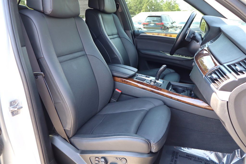 Used 2013 BMW X5 xDrive50i image 23