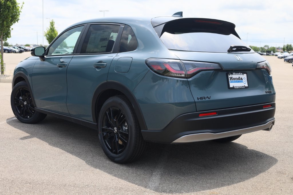 New 2027 Honda HR-V Sport image 4
