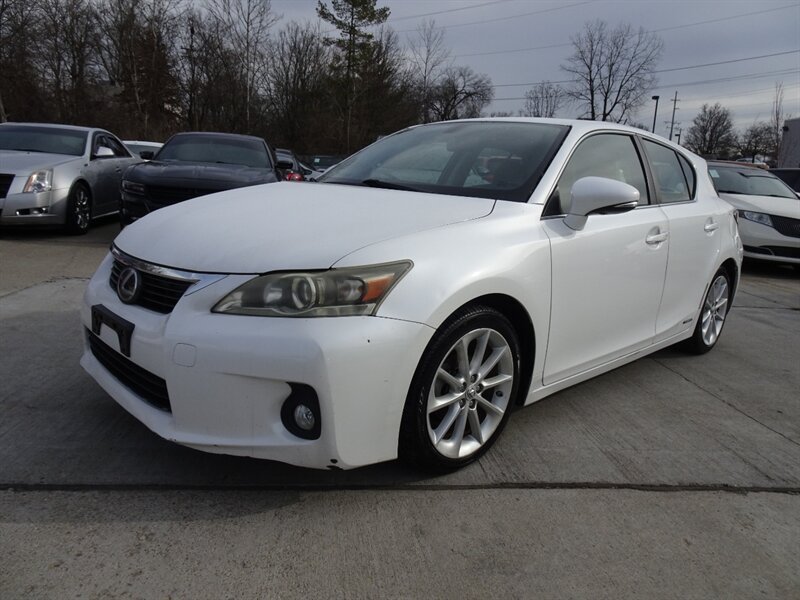 Used 2011 Lexus CT 200h Premium w/ Premium Audio Pkg FWD image 3
