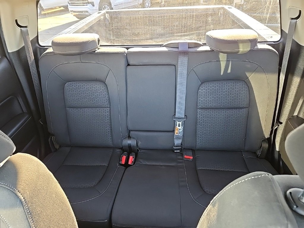 Used 2015 GMC Canyon SLE w/ SLE Convenience Package image 44