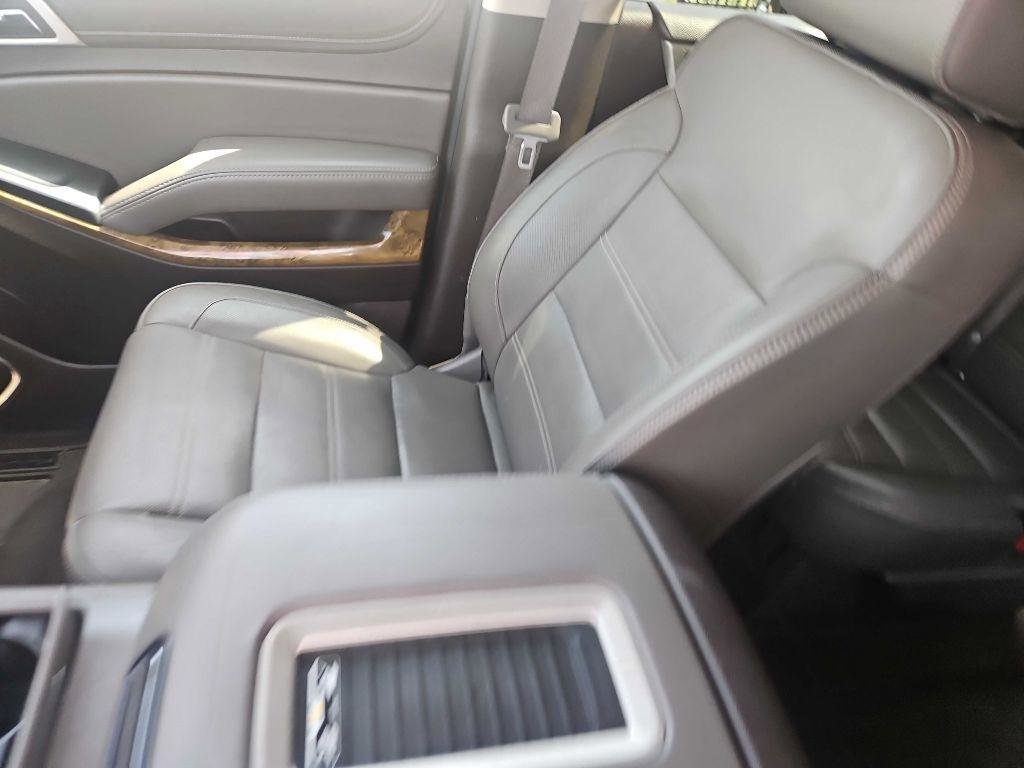 Used 2016 GMC Yukon XL Denali w/ Open Road Package AWD/4WD image 14