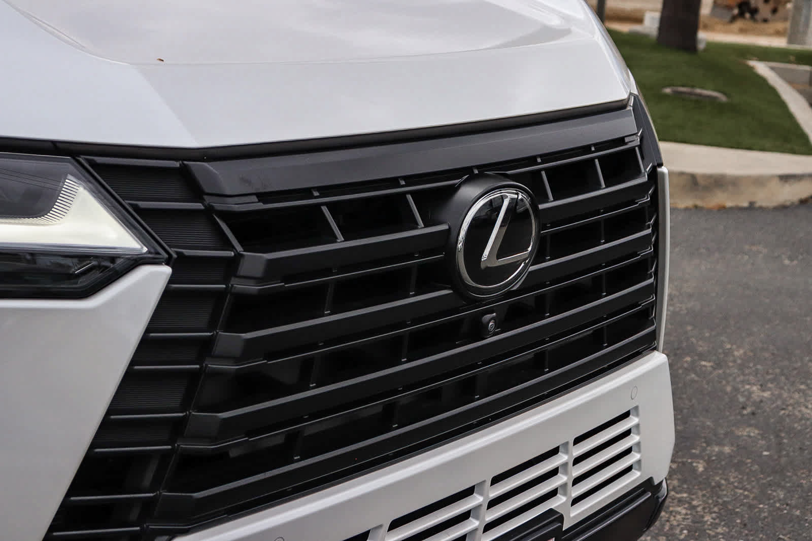 Used 2025 Lexus GX 550 AWD/4WD image 6