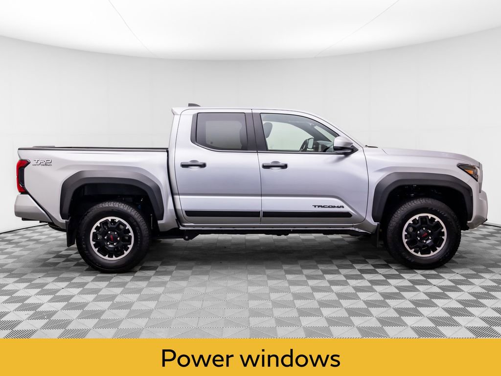 Used 2024 Toyota Tacoma TRD Off-Road AWD/4WD image 7