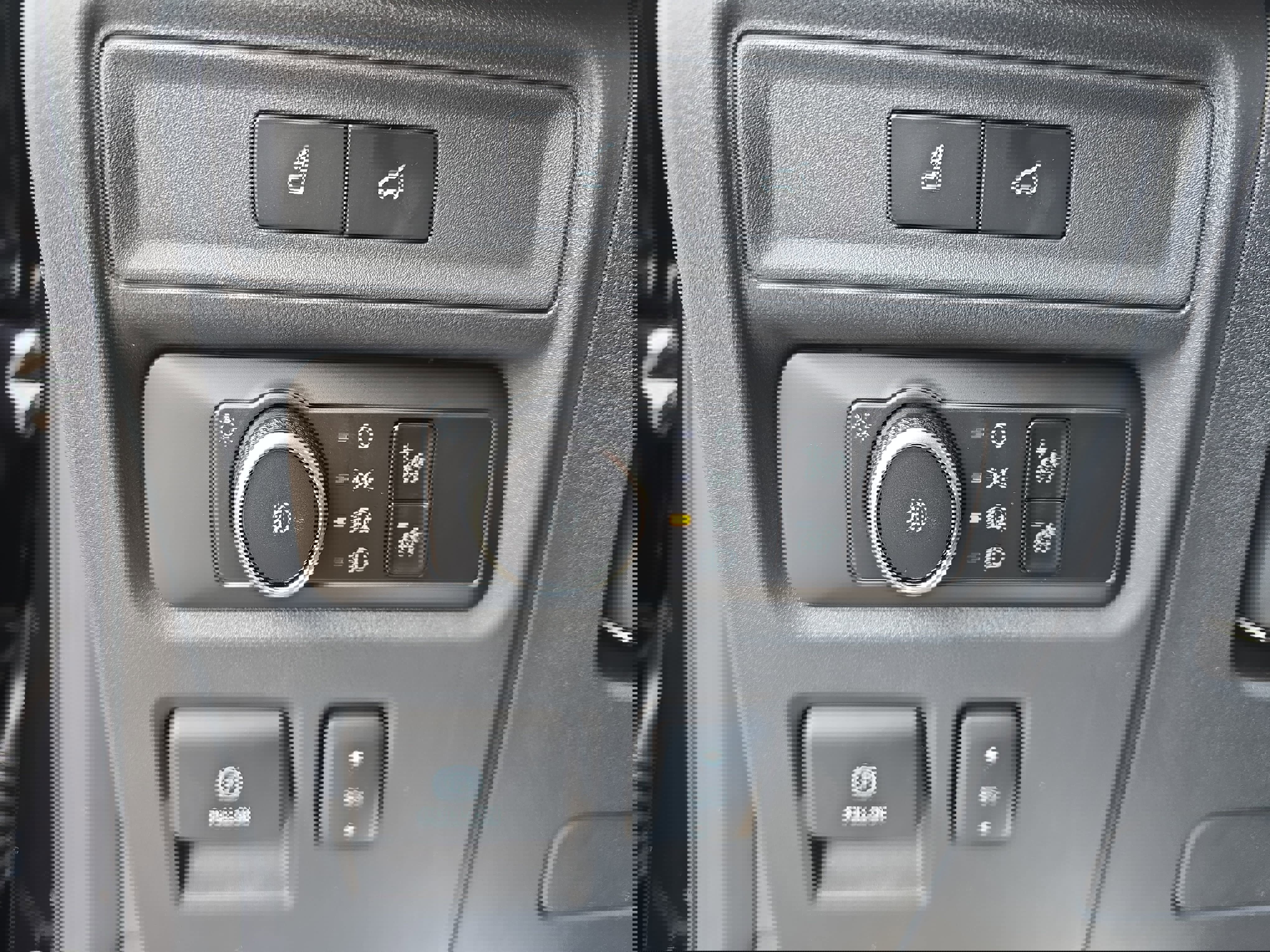 Used 2024 Ford Expedition Limited image 28