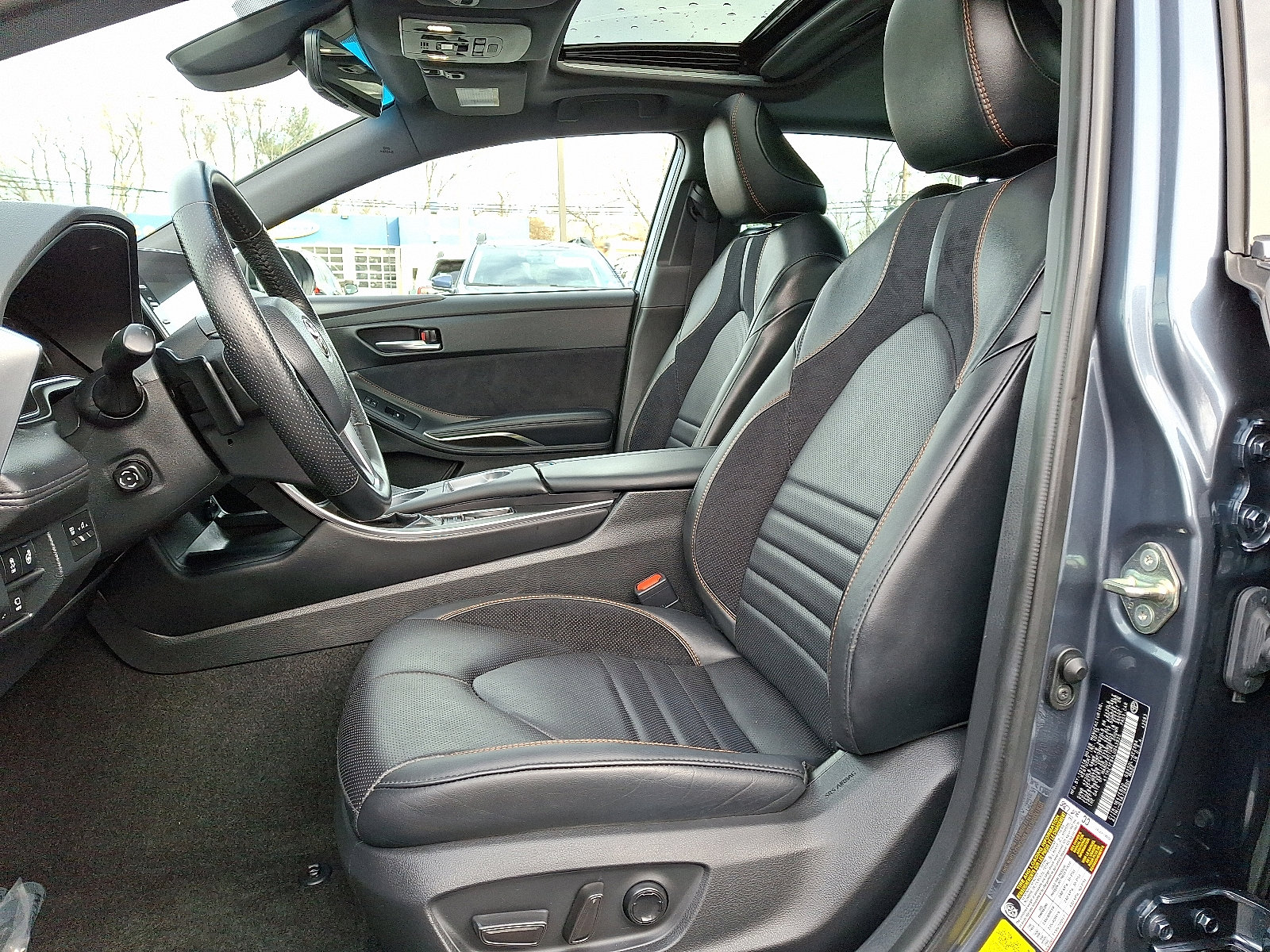 Used 2020 Toyota Avalon Touring image 14