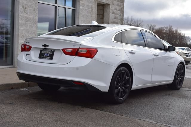 Used 2018 Chevrolet Malibu LT image 17