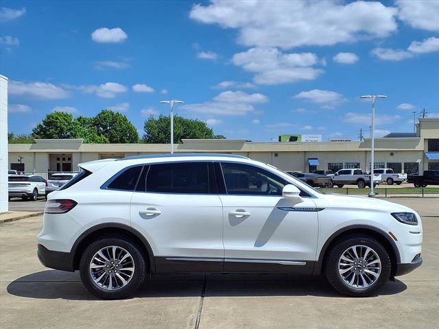 Certified 2022 Lincoln Nautilus Reserve image 21