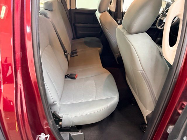 Used 2018 RAM 1500 Express AWD/4WD image 35