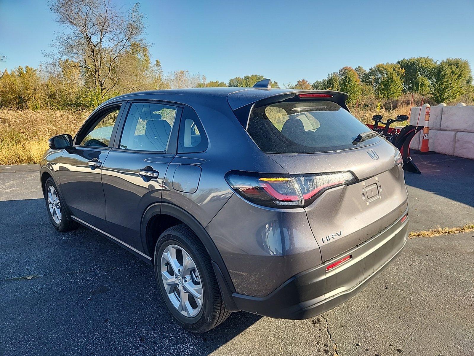Used 2024 Honda HR-V LX image 4