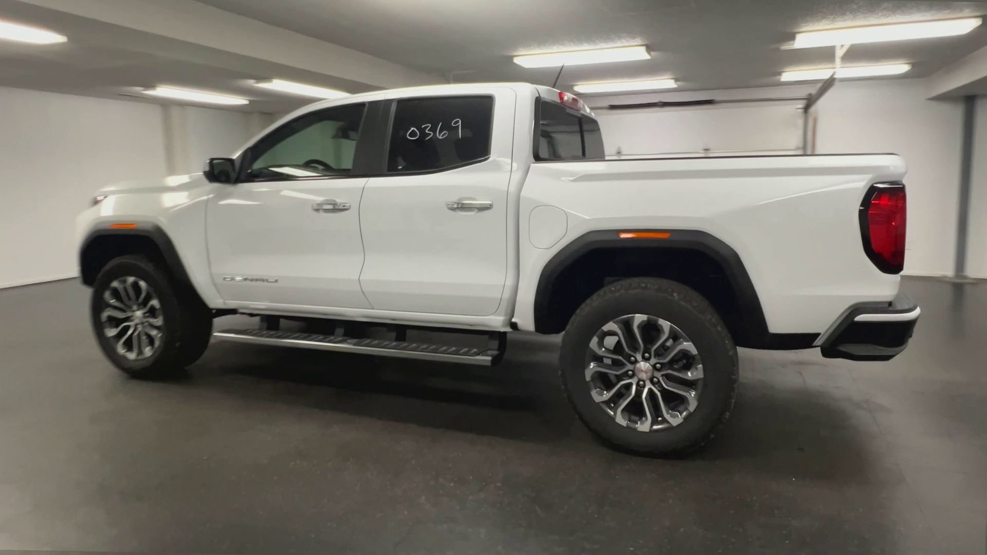 New 2026 GMC Canyon Denali AWD/4WD image 41