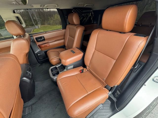 Used 2018 Toyota Sequoia Platinum image 14
