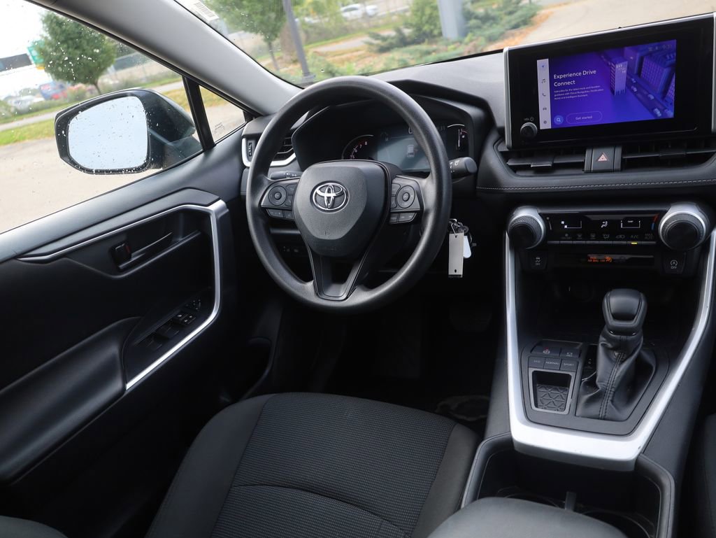 Used 2024 Toyota RAV4 LE image 19