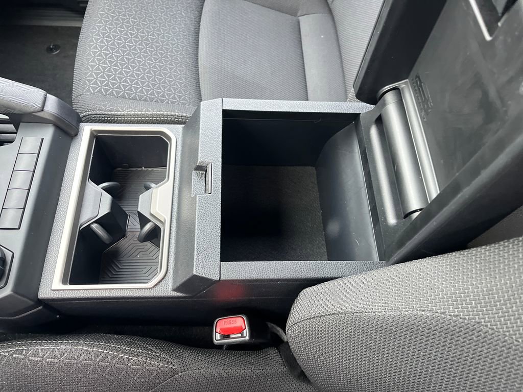 Certified 2025 Toyota 4Runner SR5 image 28