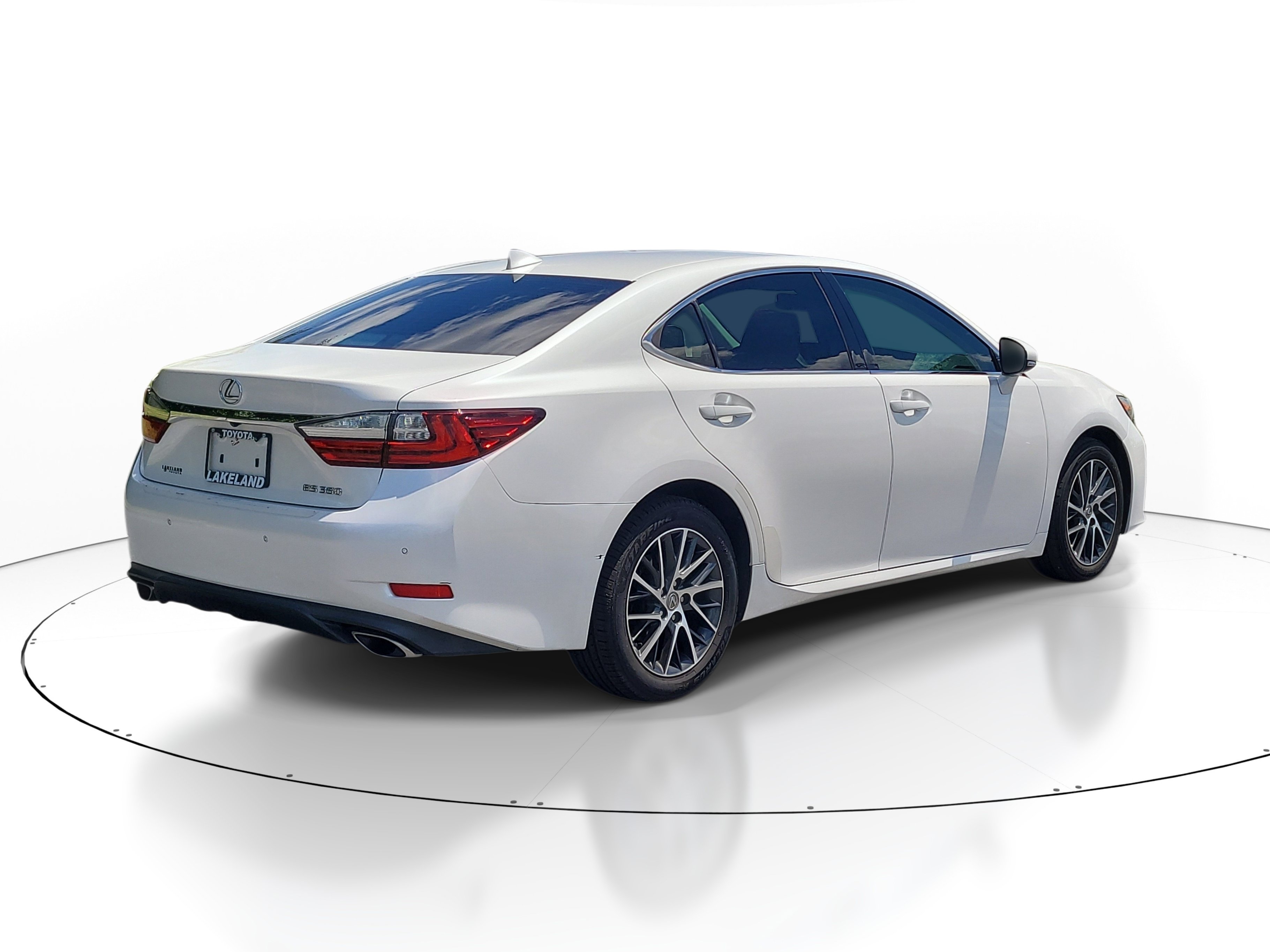 Used 2016 Lexus ES 350 w/ Luxury Package w/Wood Trim FWD image 7
