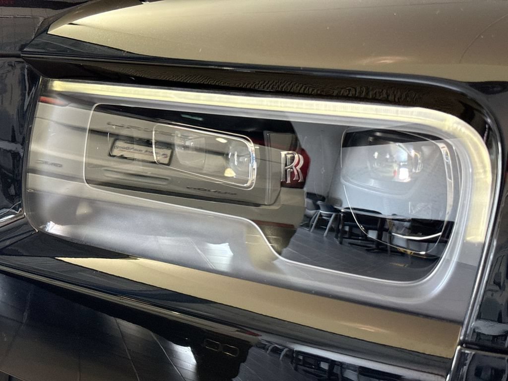 Used 2020 Rolls-Royce Cullinan AWD/4WD image 17