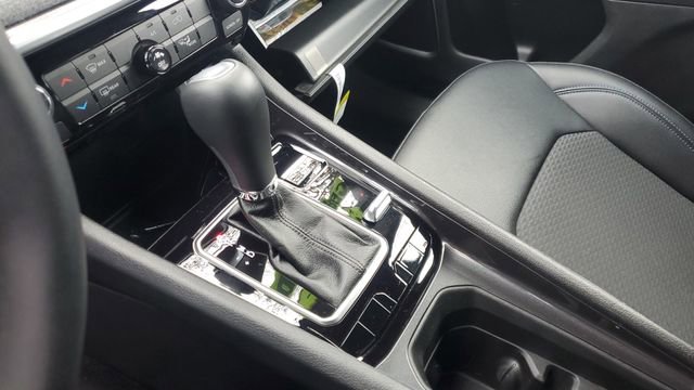 Certified 2024 Jeep Compass Latitude image 17