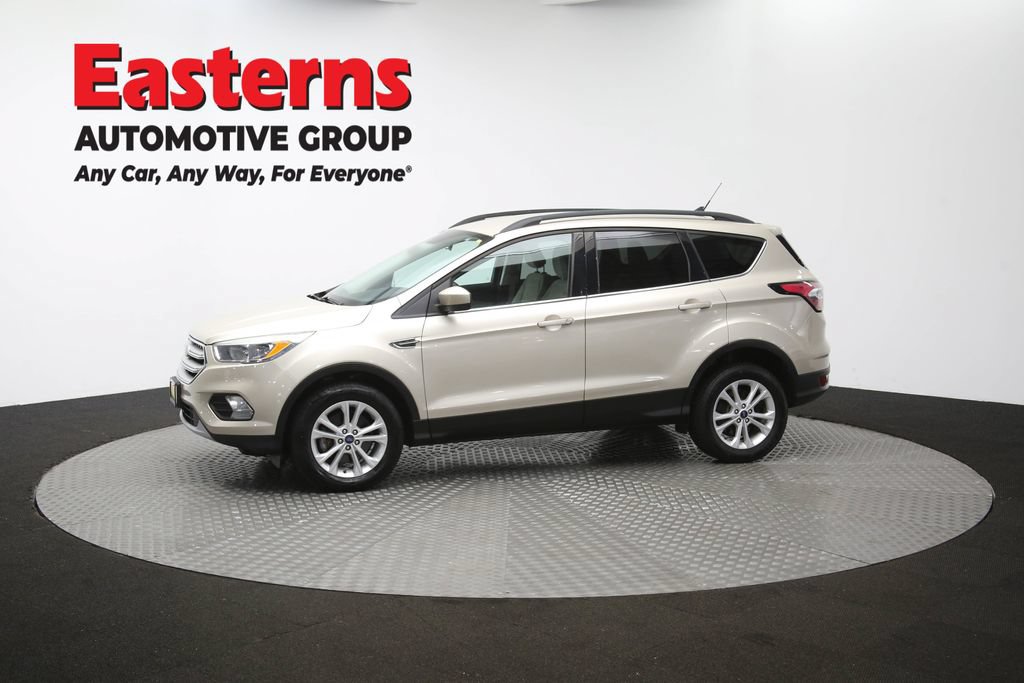 Used 2018 Ford Escape SE w/ SE Sync 3 Package AWD/4WD image 58