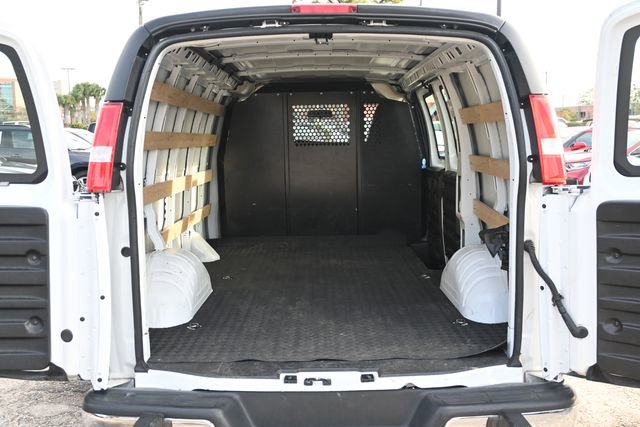 Used 2024 Chevrolet Express 2500 w/ Driver Convenience Package image 23