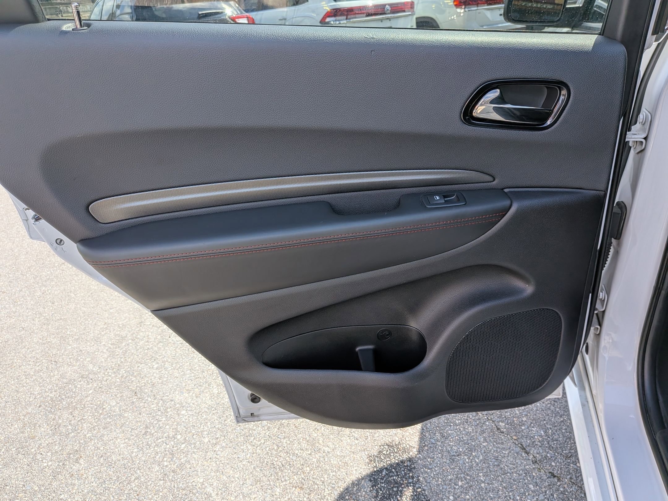 Used 2024 Dodge Durango GT image 27
