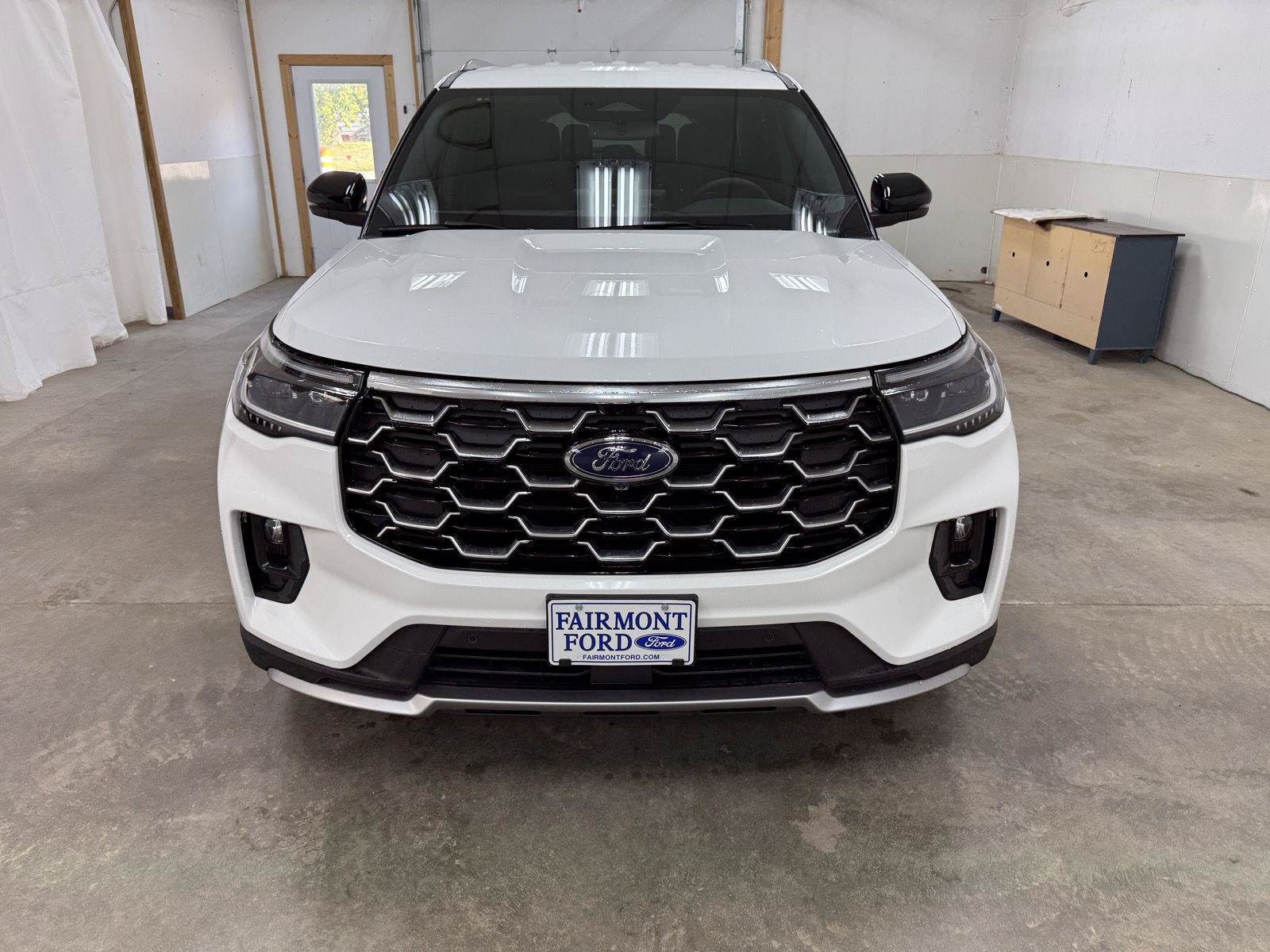 New 2026 Ford Explorer Platinum AWD/4WD image 3