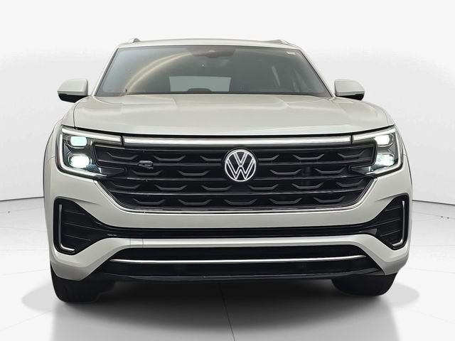 Used 2024 Volkswagen Atlas Cross Sport SEL R-Line AWD/4WD image 5