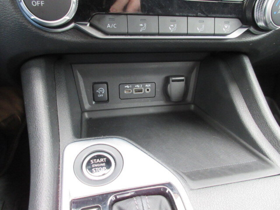 Used 2024 Nissan Sentra SV image 19