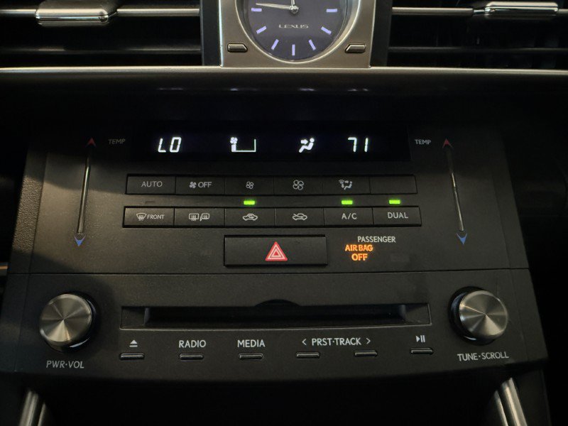 Used 2016 Lexus IS 200t w/ F Sport Package RWD image 34