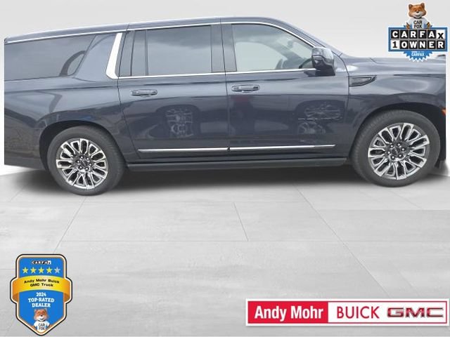 Used 2024 GMC Yukon XL Denali Ultimate AWD/4WD image 1