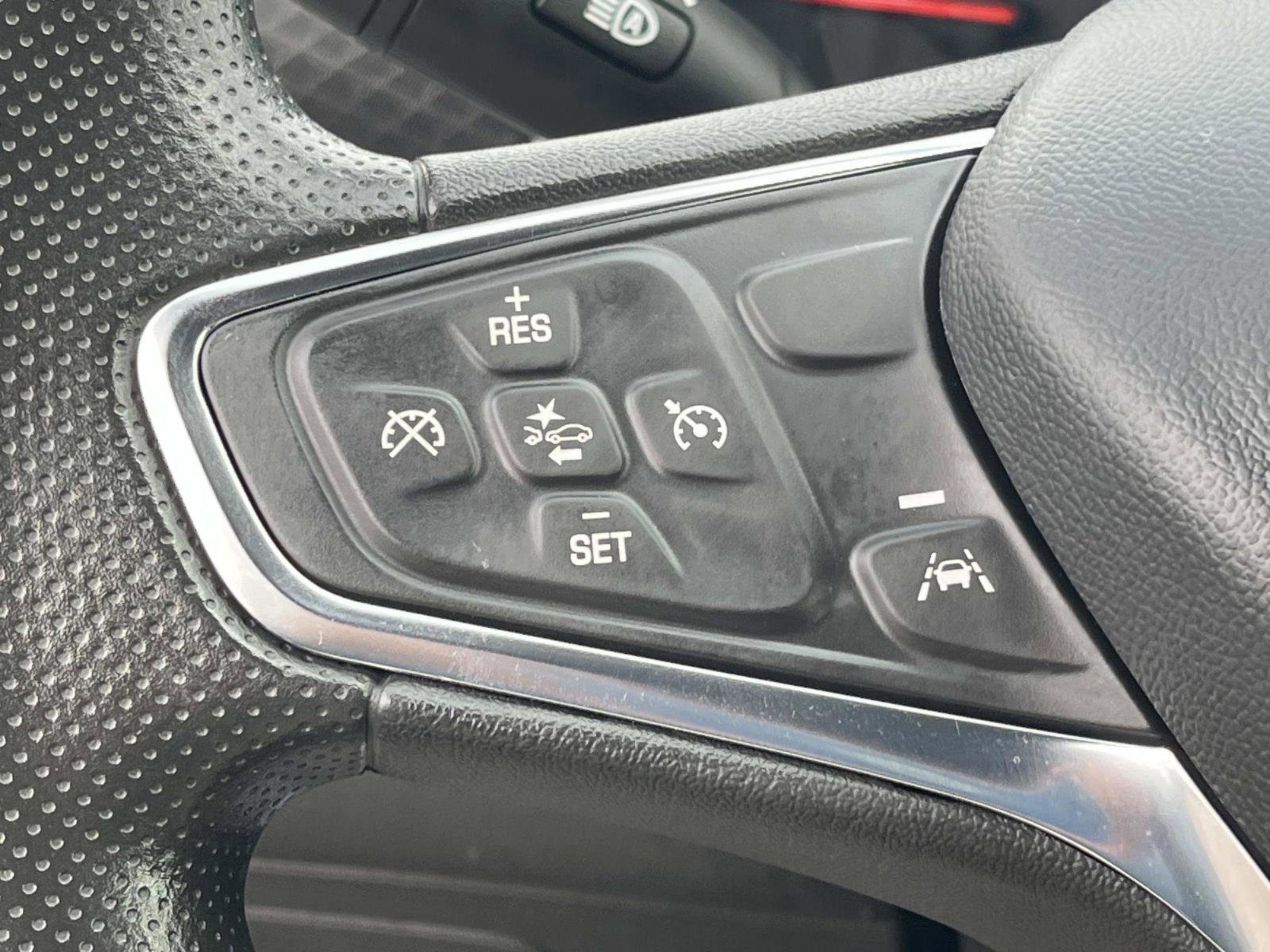 Used 2023 Chevrolet Malibu LT image 31