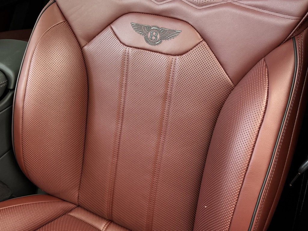 New 2025 Bentley Bentayga image 6