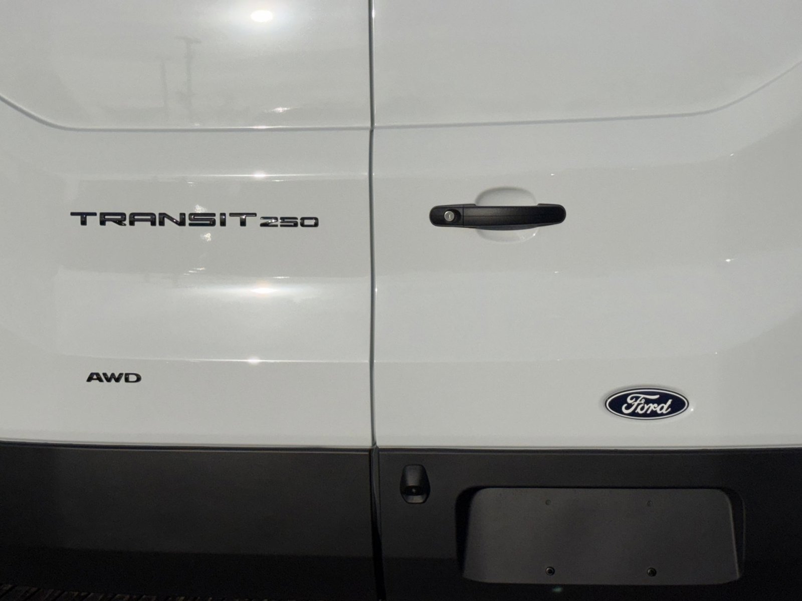 New 2026 Ford Transit 250 Low Roof AWD w/ Load Area Protection Package image 20