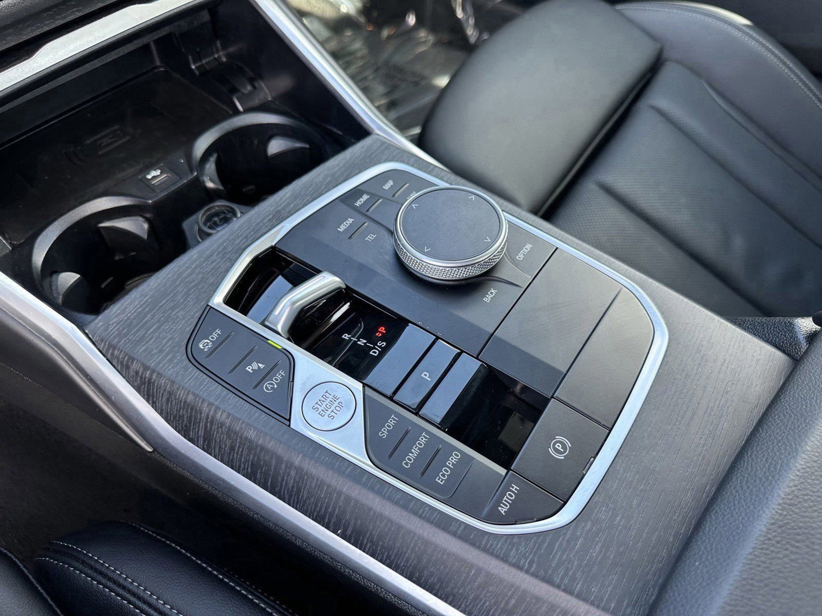 Certified 2025 BMW 330i Sedan RWD image 29