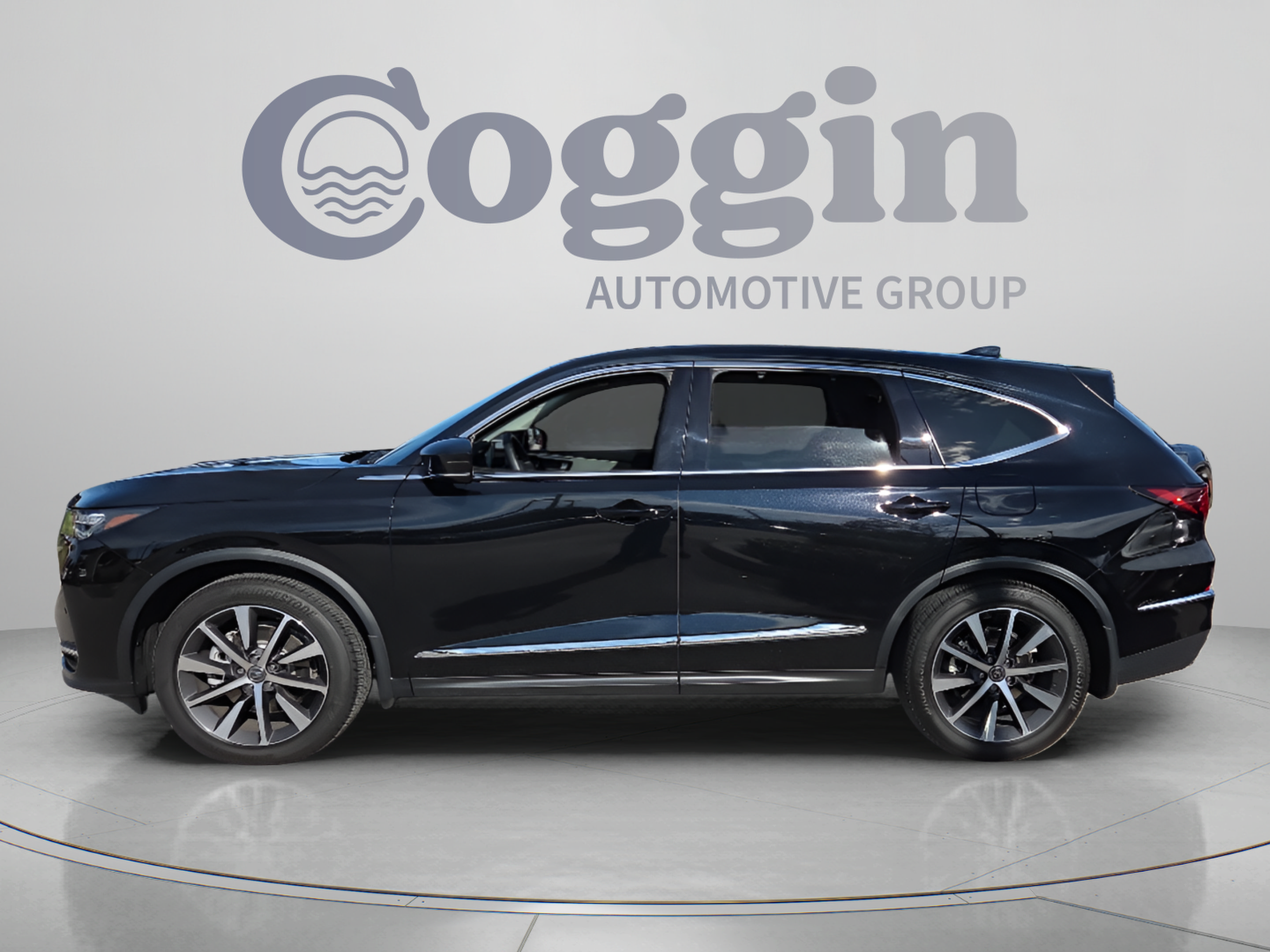 Certified 2026 Acura MDX w/ Technology Package FWD image 2