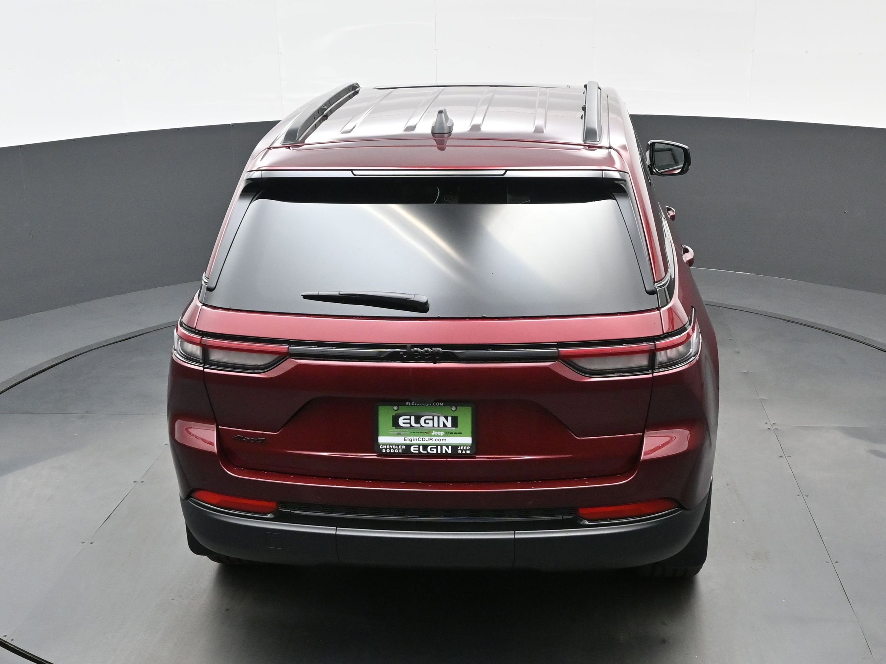 New 2025 Jeep Grand Cherokee Altitude image 21