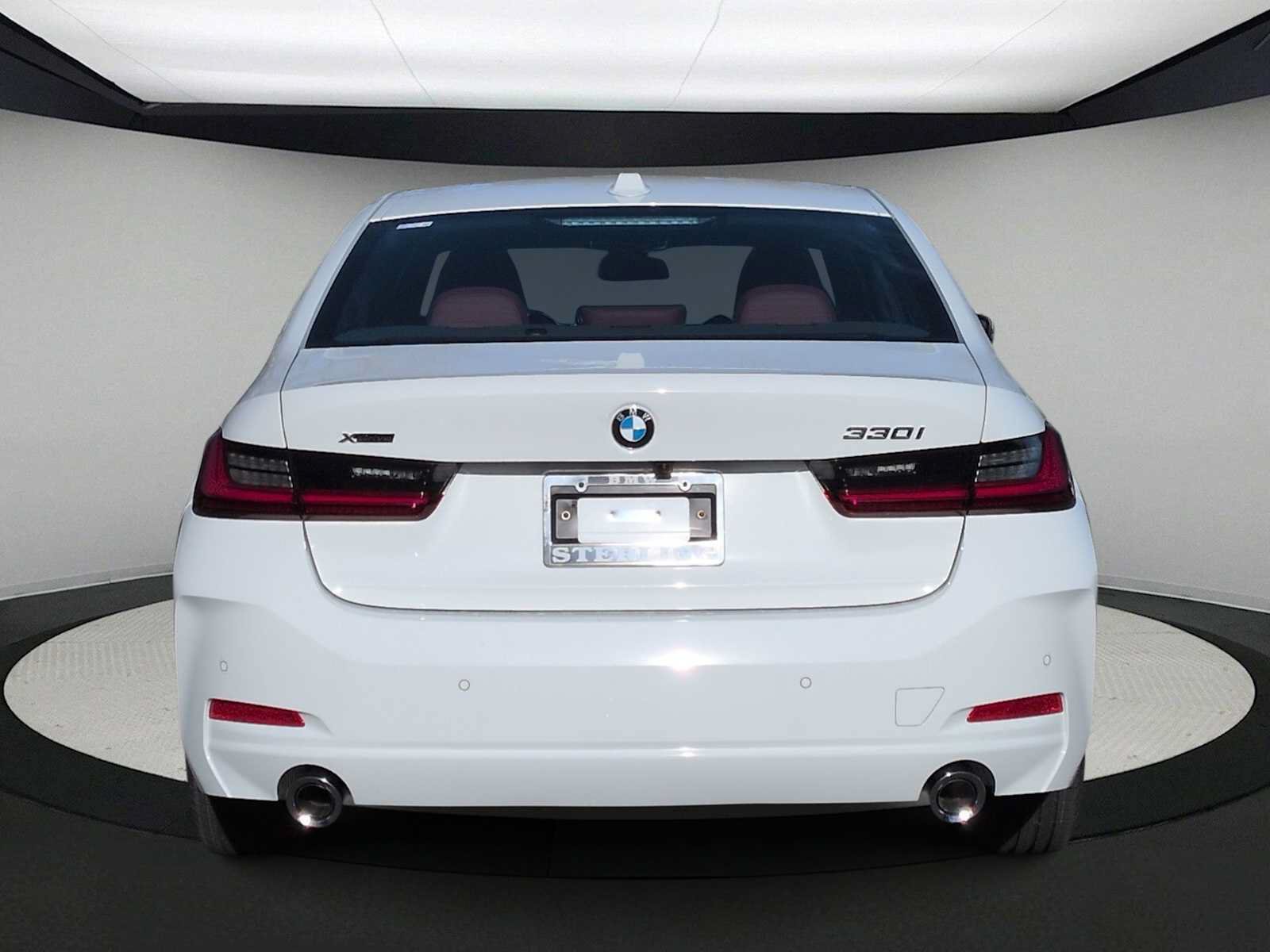 Used 2026 BMW 330i xDrive Sedan w/ Convenience Package AWD/4WD image 7