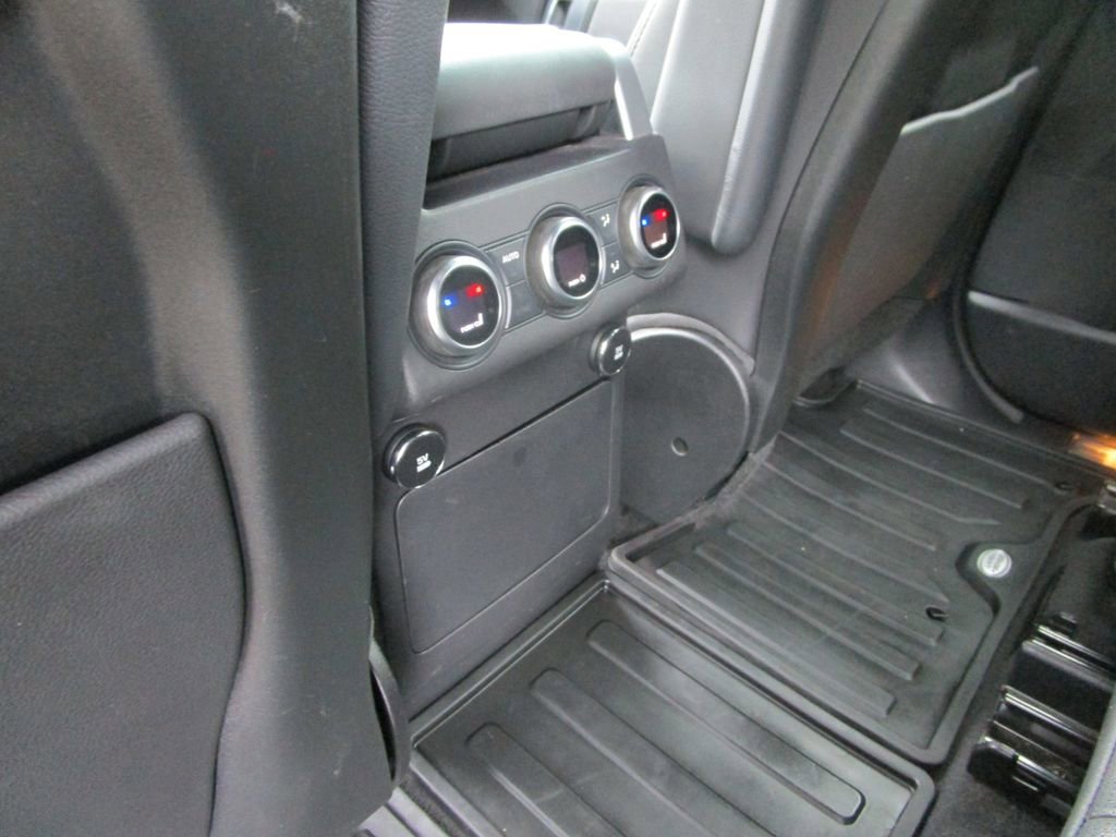 Used 2019 Land Rover Discovery HSE AWD/4WD image 18