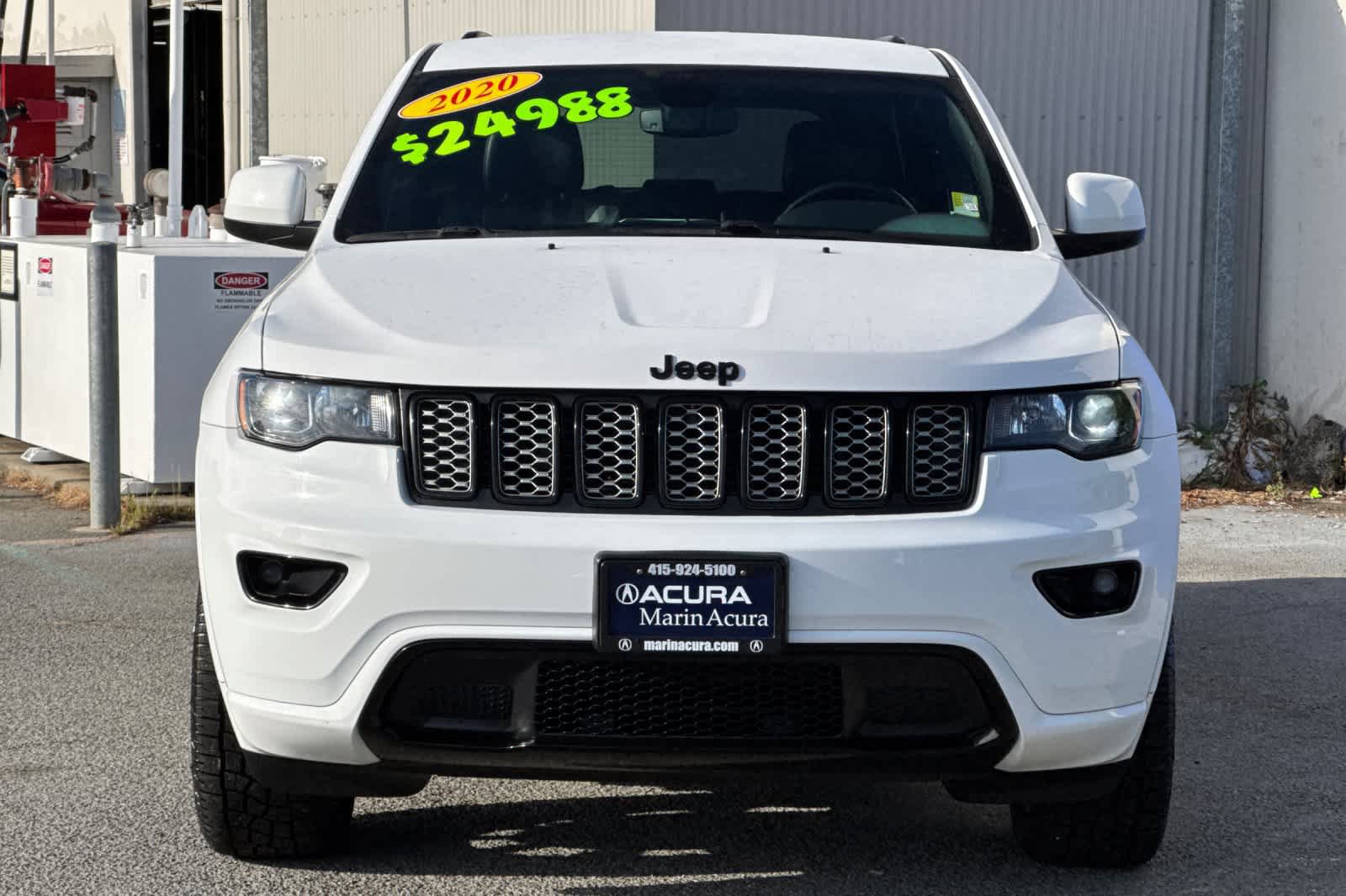 Used 2020 Jeep Grand Cherokee Altitude AWD/4WD image 8