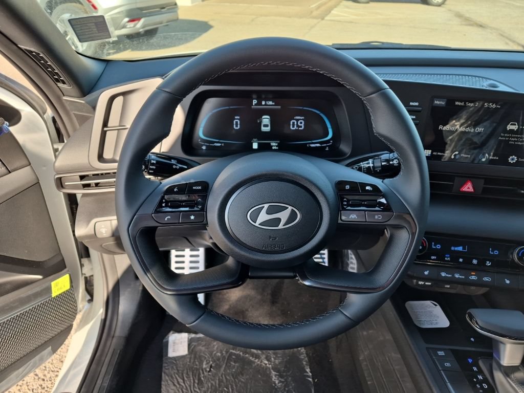 New 2026 Hyundai Elantra SEL Sport FWD image 15