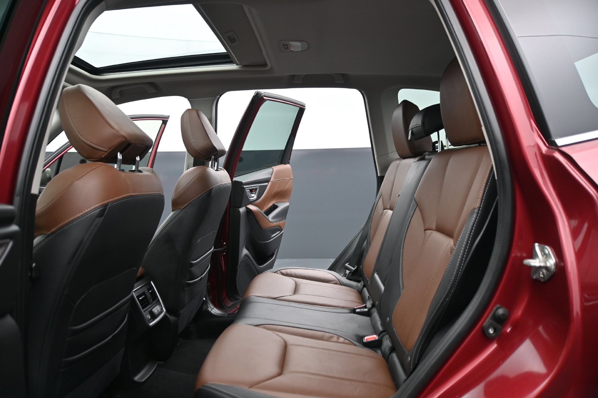 Used 2023 Subaru Forester Touring AWD/4WD image 17